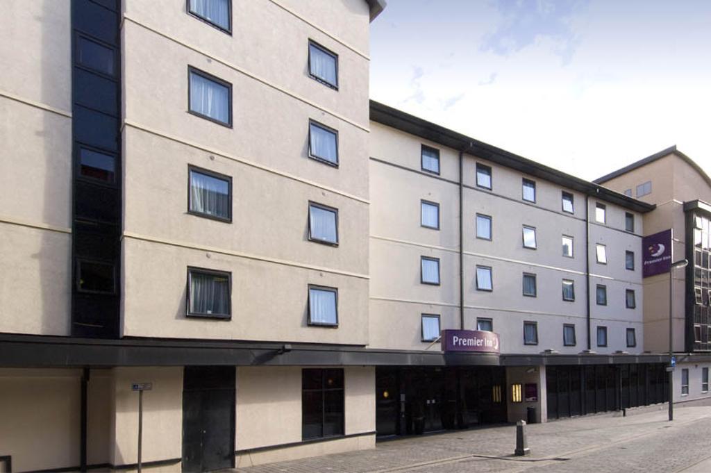 Premier Inn Liverpool City Centre - Moorfields Exterior photo