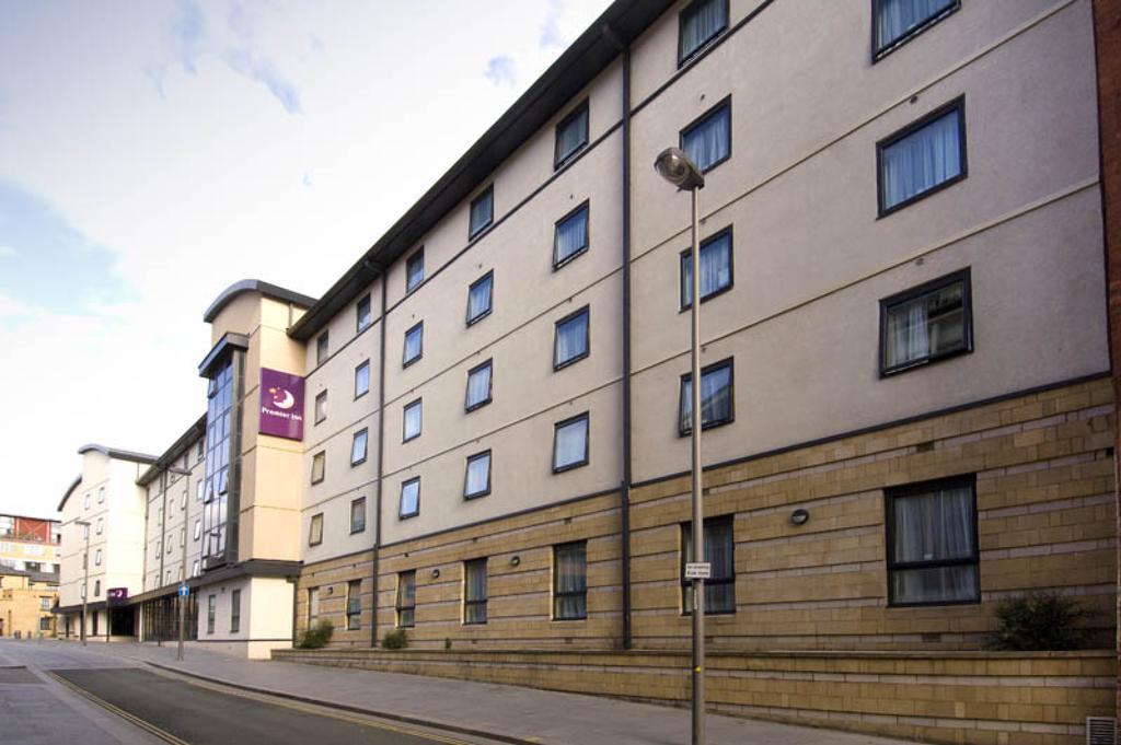 Premier Inn Liverpool City Centre - Moorfields Exterior photo