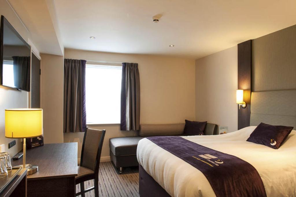 Premier Inn Liverpool City Centre - Moorfields Exterior photo
