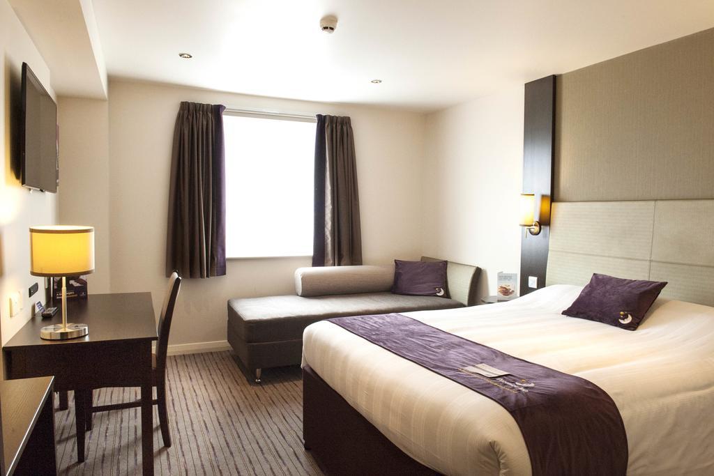 Premier Inn Liverpool City Centre - Moorfields Exterior photo