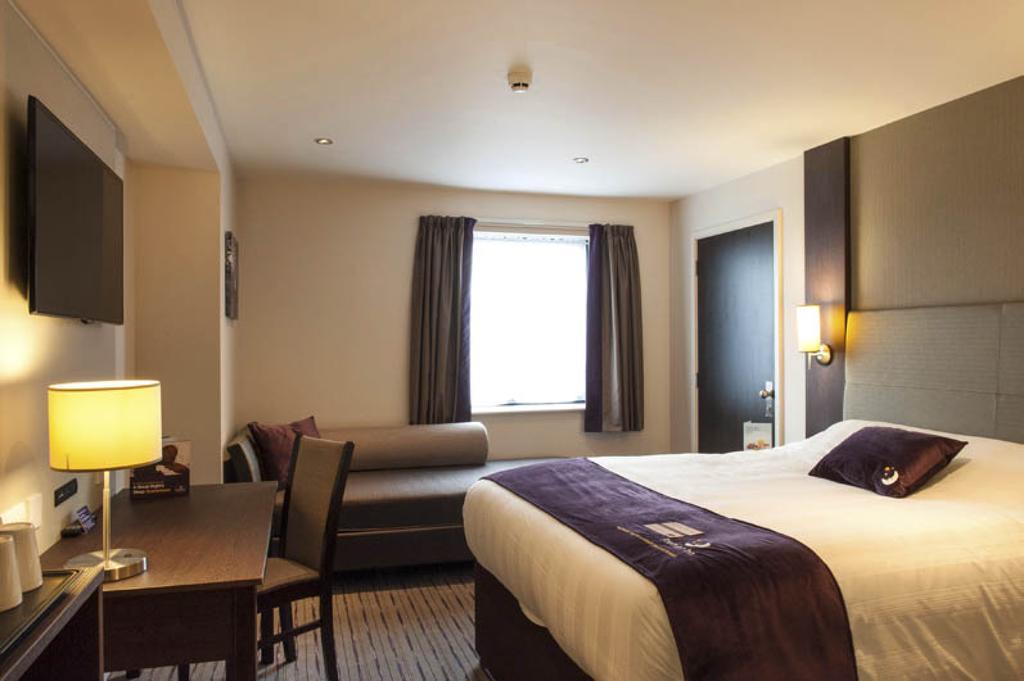 Premier Inn Liverpool City Centre - Moorfields Exterior photo