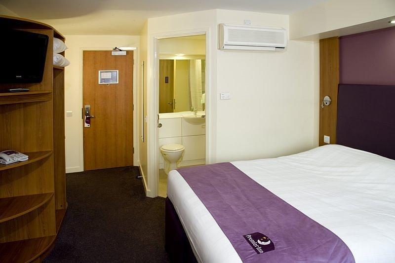 Premier Inn Liverpool City Centre - Moorfields Room photo